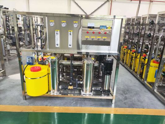 Εργαστηριακό εξοπλισμό καθαρισμού νερού με αντίστροφη όσμωση